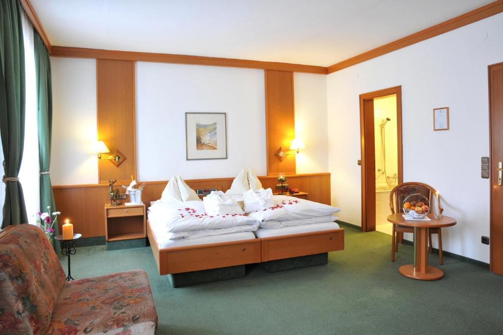 Hotel Zum Goldenen Hirschen Freistadt Zimmer foto